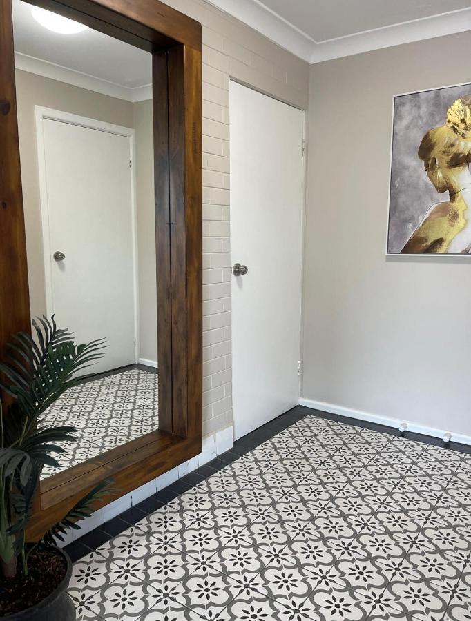 Country Leisure Motor Motel 4*